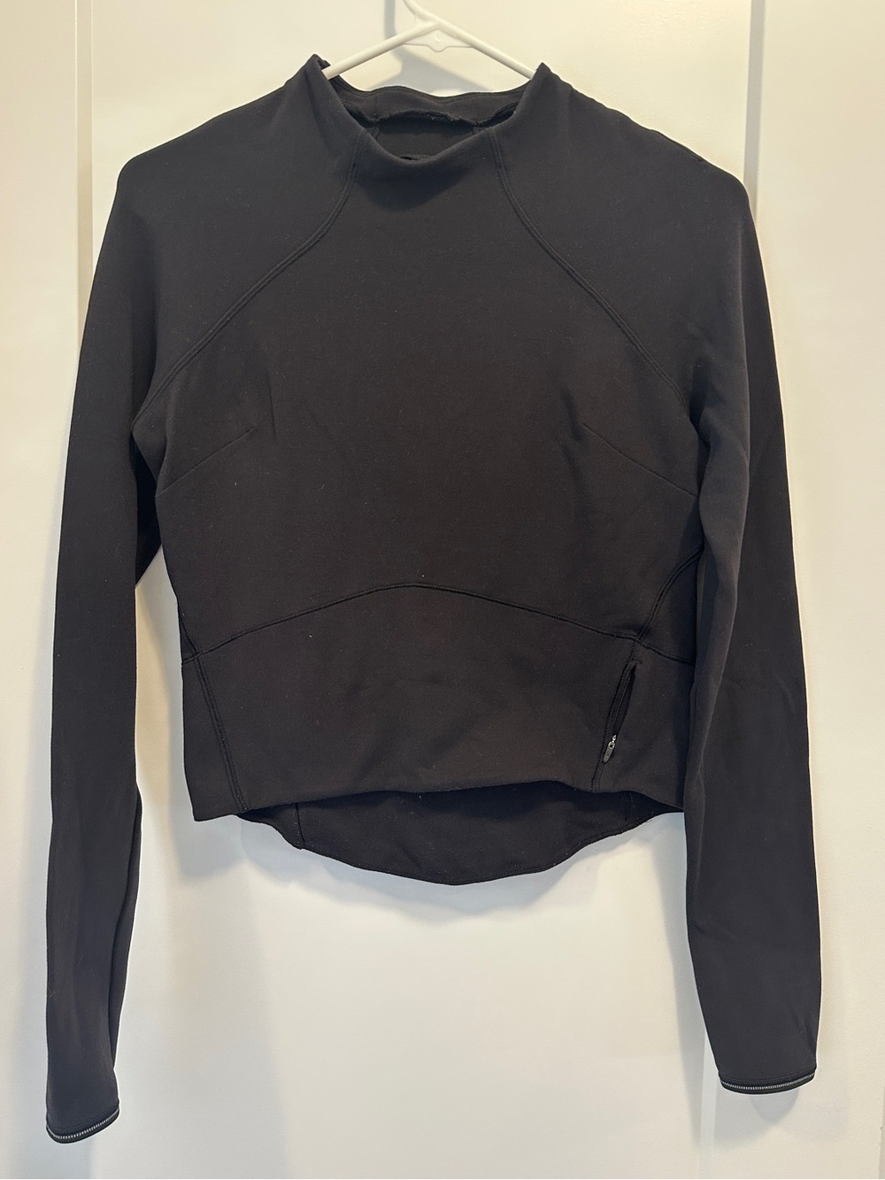Lululemon Black Hill and Valley Mock Neck Top Size 4 Women’s